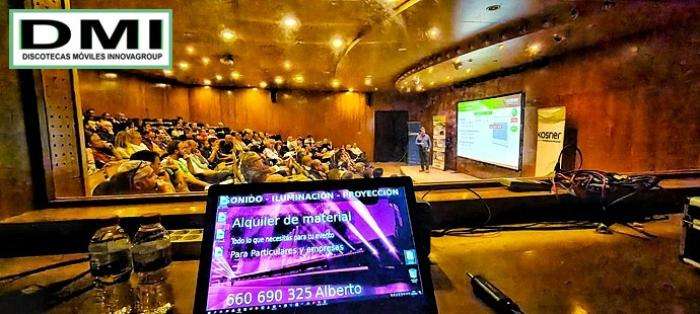 Arquitectura Audiovisual y Precisión Acústica para Cumbres Empresariales en Tarragona