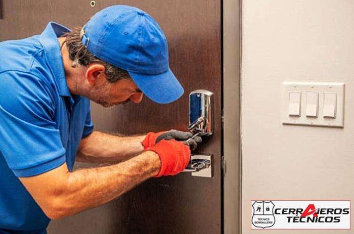 Servicios de Apertura de Puertas en L'Antiga Esquerra de l'Eixample | Cerrajeros Técnicos